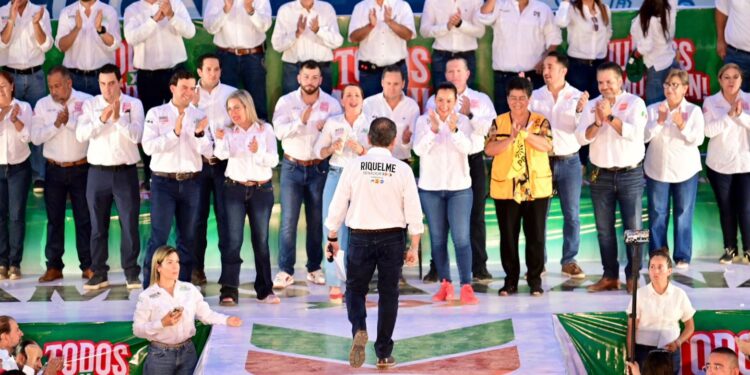 LE DEMOSTRAREMOS A MORENA QUE EN COAHUILA ESTÁ EL MEJOR PRI DE MÉXICO: RIQUELME Y MARIA BÁRBARA