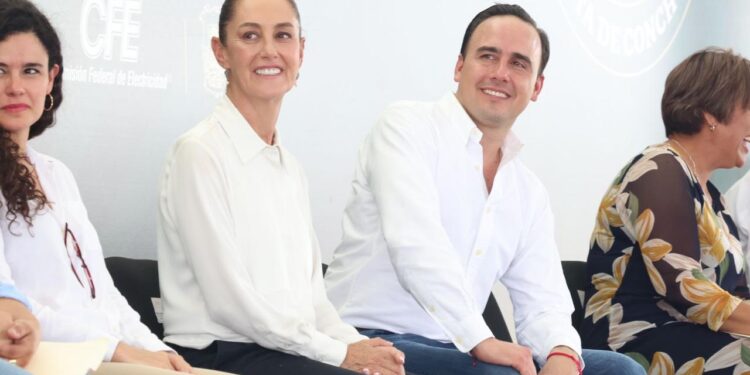 EN EQUIPO CON LA PRESIDENTA CLAUDIA SHEINBAUM VAMOS A HACER GRANDES COSAS POR COAHUILA: MANOLO