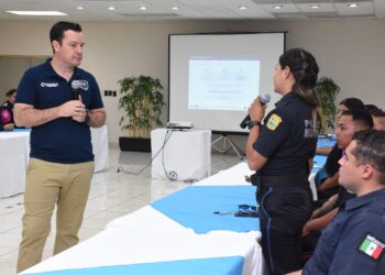 CAPACITA POLICÍA ESTATAL A AGRUPAMIENTOS DE ATENCIÓN A VIOLENCIA FAMILIAR