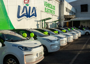 Grupo Lala impulsa su flota verde con nuevos vehículos eléctricos para reducir emisiones de carbono