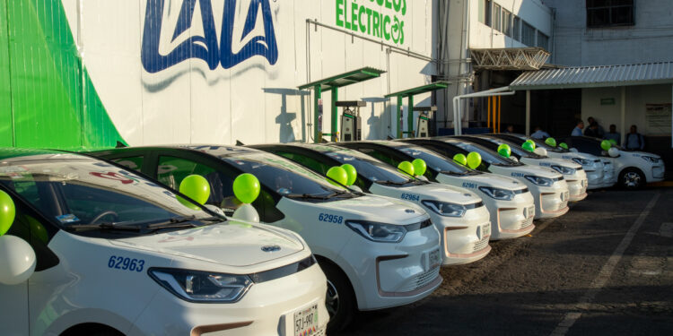 Grupo Lala impulsa su flota verde con nuevos vehículos eléctricos para reducir emisiones de carbono