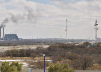 Plantas generadoras de energía electica son las que más contaminan en Coahuila