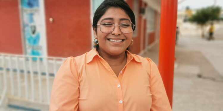 Requerirá de un mayor esfuerzo de maestros y padres de familia volver al sistema de clases en línea: directora