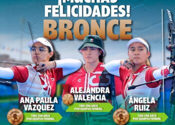 CON ANA PAULA Y ÁNGELA COAHUILA BRILLA EN PARÍS 2024: MANOLO