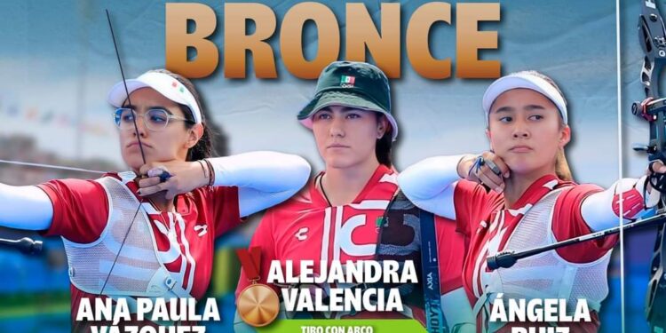 CON ANA PAULA Y ÁNGELA COAHUILA BRILLA EN PARÍS 2024: MANOLO