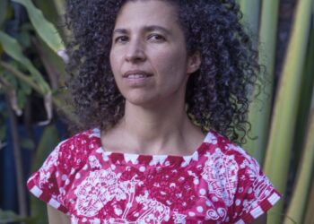 GANA DANIELA ARROIO EL PREMIO BELLAS ARTES DE OBRA DE TEATRO PARA NIÑAS, NIÑOS Y JÓVENES “PERLA SZUCHMACHER” 2024