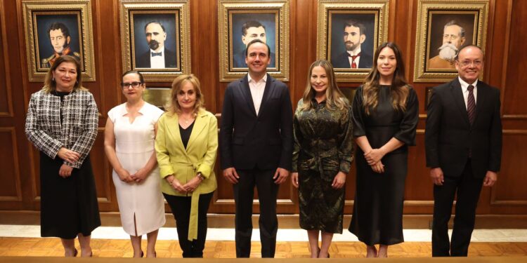 SEGUIMOS FORTALECIENDO NUESTRO EQUIPO DE TRABAJO: MANOLO