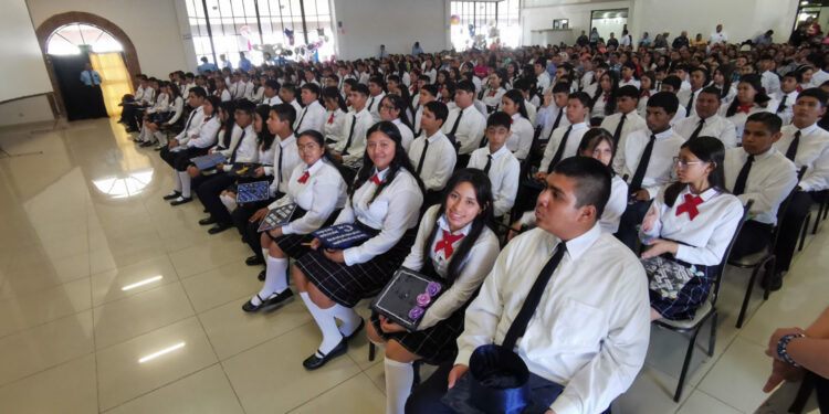 A pesar de algunos tropiezos concluye satisfactoriamente el ciclo escolar para las secundarias estatales: Falcon