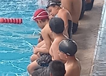 Inician cursos de verano en la disciplina de natación