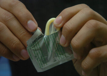 Insólito: Mucha gente sexualmente activa no sabe cómo se usa el condón