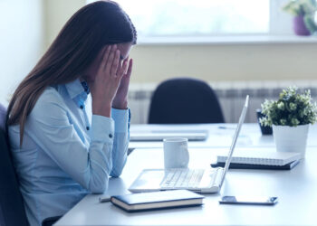 «Identifica el Burnout: 5 señales de que necesitas Vacaciones»