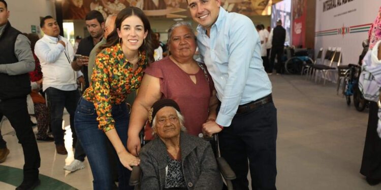 BRINDA GOBIERNO DE COAHUILA ATENCIÓN INTEGRAL A LOS ADULTOS MAYORES