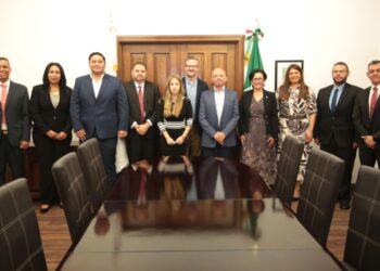 Entregan nuevos nombramientos en la Secretaría de Educación Pública