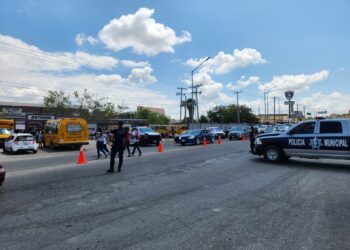 En torno a las escuelas apoya en vialidad y con vigilancia Policía municipal