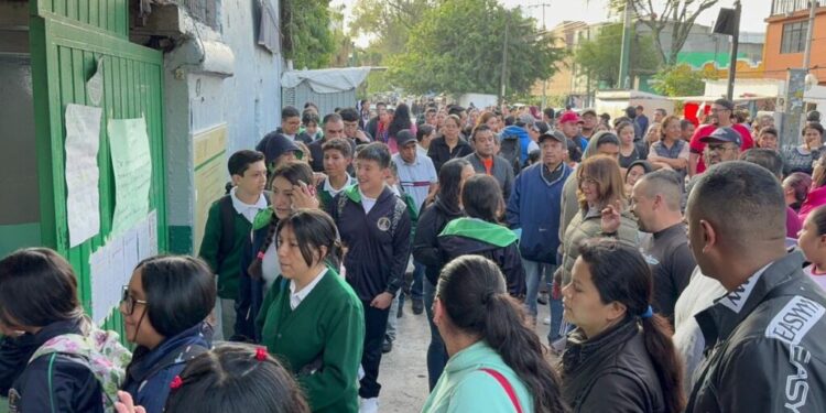 Como bolsas de payaso: vacías