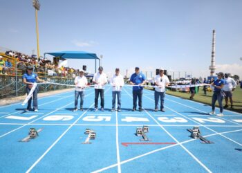 REITERA MANOLO  SU TOTAL COMPROMISO CON LA UA DE C