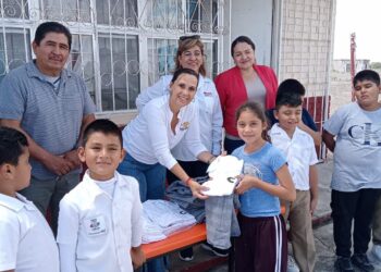 Lleva DIF Coahuila programas a comunidades de la región Centro Desierto