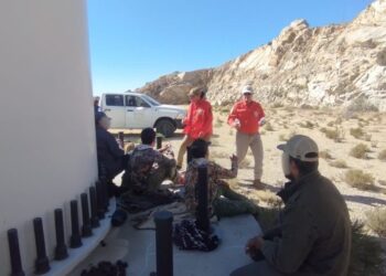 INM rescata a cuatro personas migrantes abandonados en el desierto de Tecate