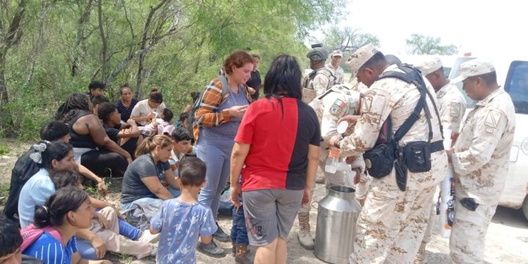 Rescatan militares a 116 migrantes de diferentes nacionalidades