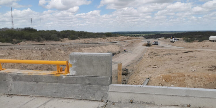 Garantiza Manolo el que Acuña pase al siguiente nivel en el ámbito de infraestructura vial: Emilio