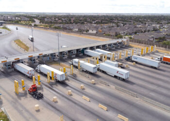 Anticipan incremento del tráfico comercial entre Piedras Negras, Coahuila y Eagle Pass