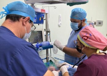 REALIZAN CON ÉXITO PRIMER CIRUGÍA A CORAZÓN ABIERTO A NEONATO