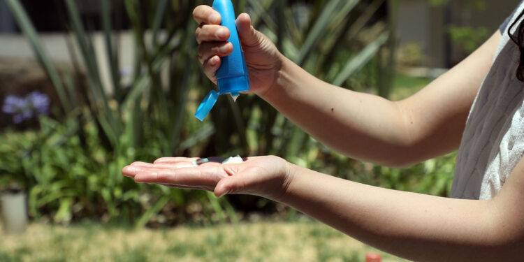 Llama IMSS a la población para prevenir cáncer de piel y evitar afectaciones en la calidad de vida