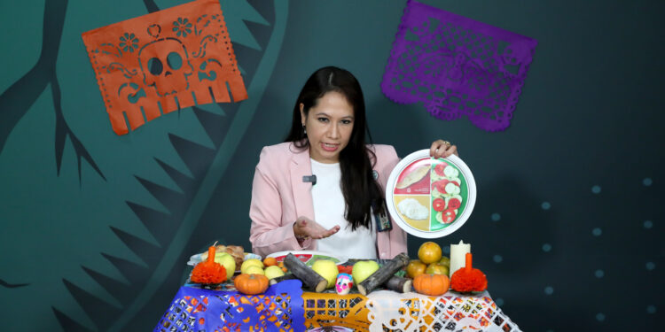 Recomienda IMSS consumo de alimentos de ofrenda de   Día de Muertos con base al Método del Plato Saludable