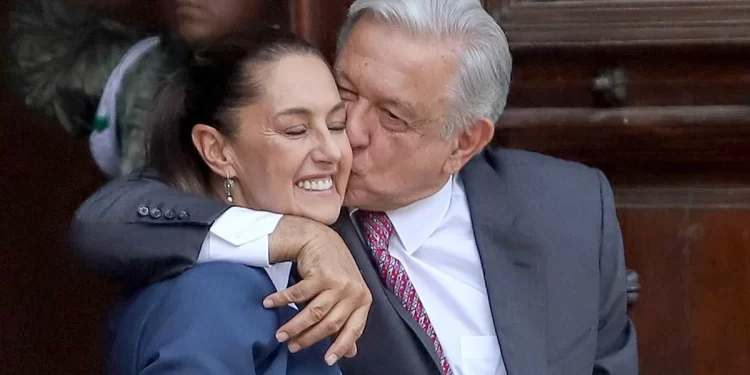 MÉXICO SE ENFRENTA A NUEVOS RETOS SOCIALES, ECONÓMICOS Y POLÍTICOS