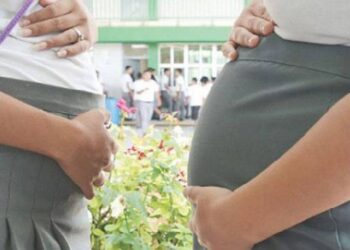 Save The Children alerta por alza de embarazos infantiles, feminicidios y desaparición de niñas