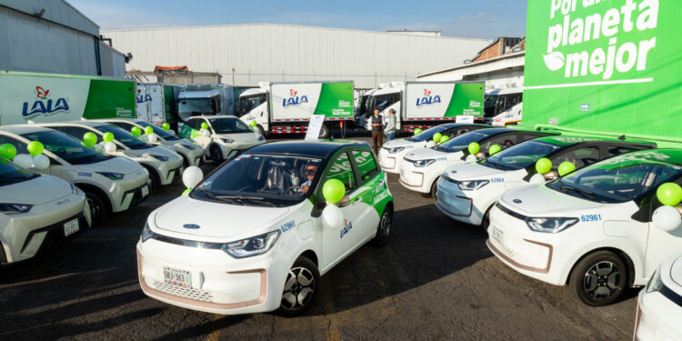 Grupo Lala es reconocido por SEMARNAT por incorporar vehículos eléctricos cero emisiones
