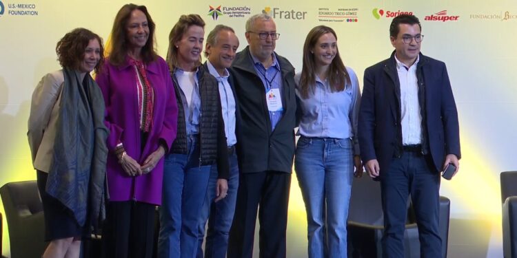 El modelo SER y sus herramientas pedagógicas han permitido que 9 de cada 10 estudiantes logren ingresar a la Universidad en México