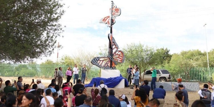 Acuña recibe reconocimiento Diamante por acciones en pro del medio ambiente