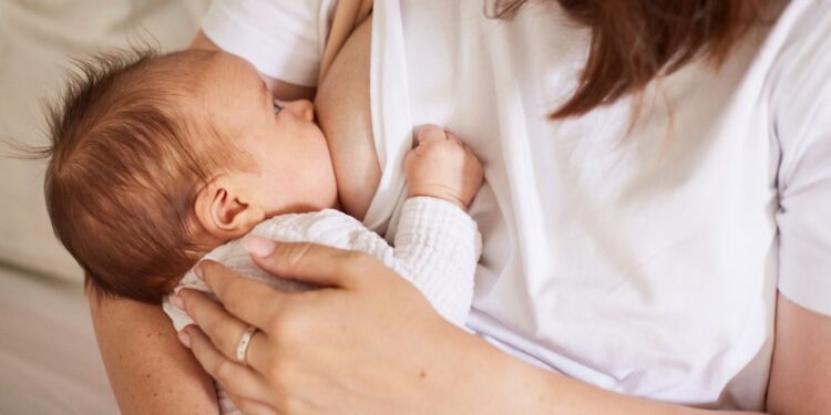 Ayuda a prevenir el cáncer de mama la lactancia materna