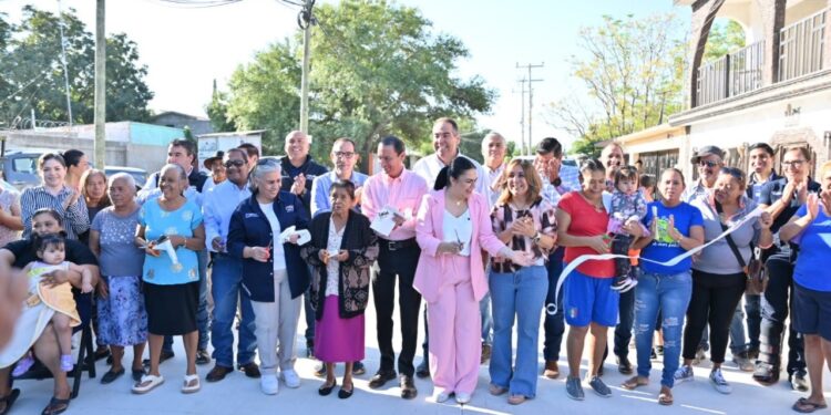 En la colonia Luis Donaldo Colosio entregan obra de pavimentación con concreto hidráulico