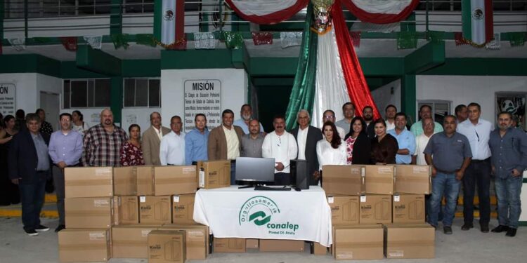 Estado y municipio equipan al CONALEP plantel Acuña y lo llevan al siguiente nivel