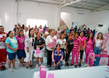 Imparten “Platicas Rosas” a mujeres de acuña en Centros Comunitarios