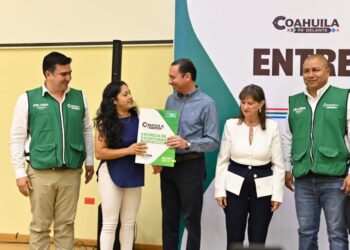 Reciben 233 familias títulos de propiedad gracias al trabajo unido entre Estado y Municipio