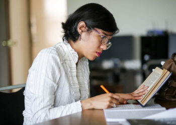 Convoca UAdeC a Postular a Mujeres Destacadas en Acciones con Perspectiva de Género para el “Reconocimiento a la Mujer Universitaria 2024-2025”