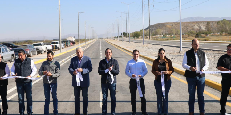 CON GRANDES OBRAS COAHUILA TIENE RUMBO: MANOLO