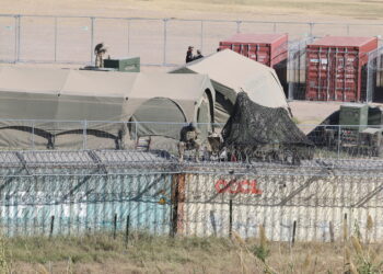 Celebra Zar de la Frontera de EU medidas para contener la migración en EP