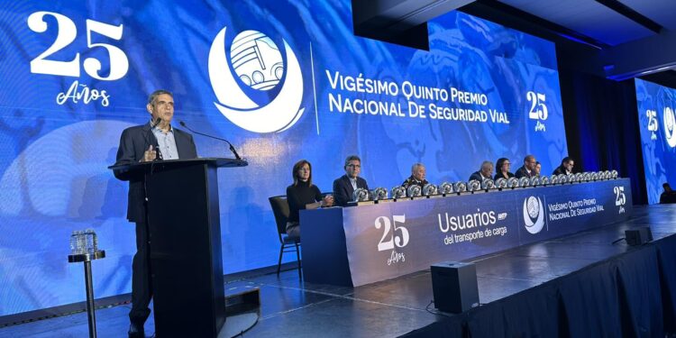 Recibe Arca Continental Premio de Seguridad Vial otorgado por la ANTP