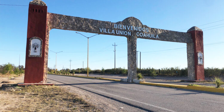 Entregan a Villa Unión el certificado como municipio saludable