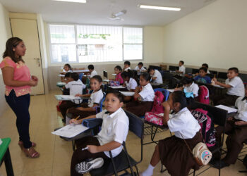 Idioma ingles se imparte en 60 planteles de diferentes niveles de educación