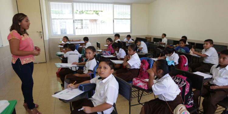 Idioma ingles se imparte en 60 planteles de diferentes niveles de educación