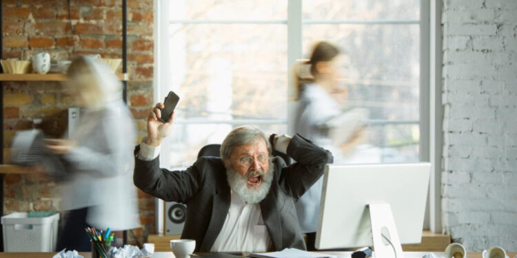 Crisis de salud mental provoca pérdida de 12,000 millones de días cada año para empresas