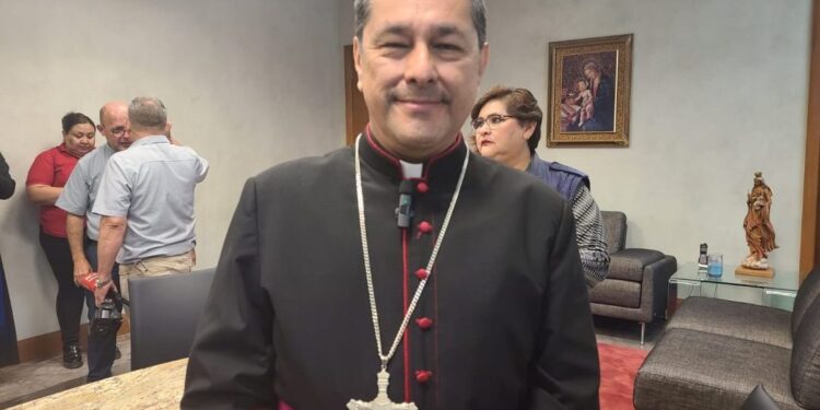 Pide Obispo de Diócesis de PN que nadie se sienta solo, triste o abandonado