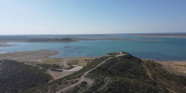 Falta de lluvias tiene a presa La Amistad al 14 por ciento de su capacidad