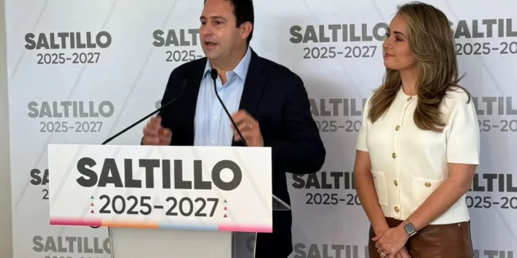 Anuncia Javier Díaz primera parte de su equipo