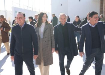 TRABAJANDO SOCIEDAD Y GOBIERNO, MEJORAMOS LA EDUCACIÓN EN COAHUILA